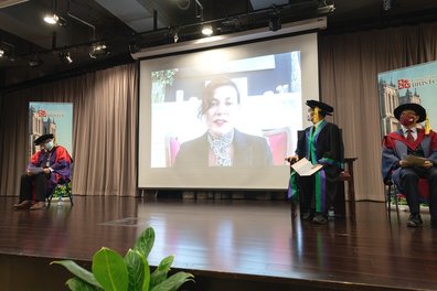 Presentation of EdD and MSc / MEd graduates